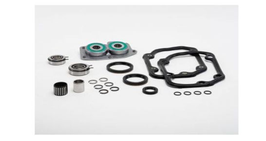 Praxisnah: Die jeweilige INA GearBOX enthält alle für die getriebespezifische Reparatur erforderlichen Einzelteile – hier für das Pkw-Getriebe 02T. Werkstätten können so Getriebeschäden selbst beheben – fachgerecht, zeitnah und profitabe