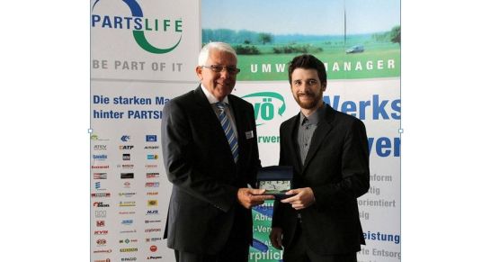 Autoteile Post und Partslife