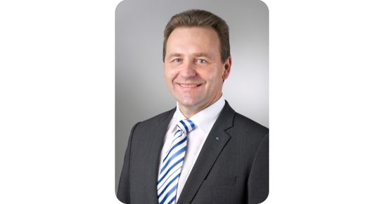 jürgen wolz leitet operative geschaeft der tüv süd auto service gmbh