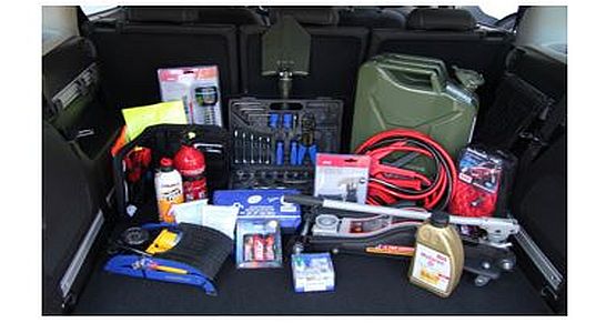 Sicher unterwegs – Das perfekte Survival-Kit fürs Auto