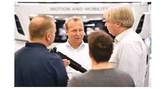 ZF Aftermarket bietet entsprechend dem Kundenbedarf spezifische Trainingsprogramme zu Antriebsstrang-, Fahrwerk- und Lenksystemtechnologie an.