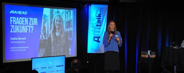 sophia bartsch von ahead automotive beim automotive talk köln