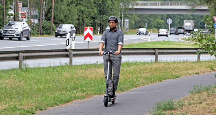 atu-e-scooter-e-mobilität-e-tretroller-1.png