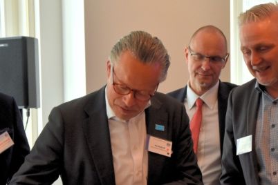 automechanika-frankfurt-messe-frankfurt-und-asa-verband-bekraftigen-enge-partnerschaftamf-asa-vertragsunterzeichnung-1.jpg