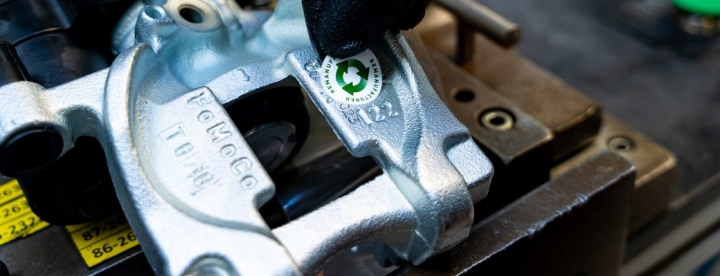 borg-automotive-reman-sticker-on-brake-caliper-1.jpg