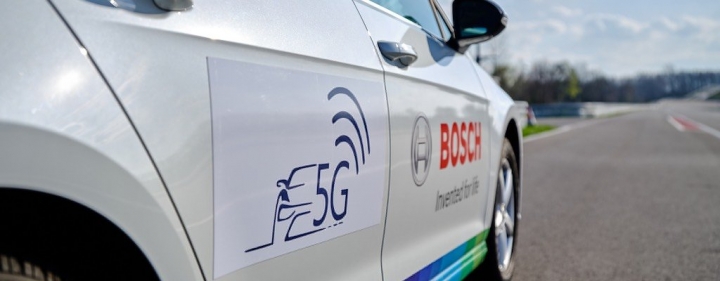 bosch-fahrzeug-5g-netmobil-vernetzte-fahrzeuge-verkehrsinfrastruktur-forschungsprojekt.jpg