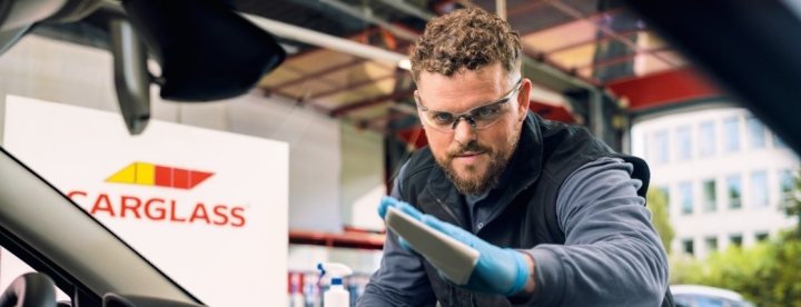 carglass-autoglasversiegelung-klare-sicht-dank-nano-effekt-carglass-tech-news-scheibenversiegelung-1.jpg