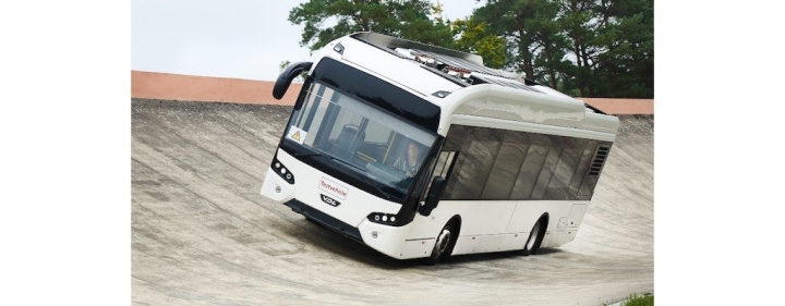 continental-elektrobus-reifen-contidrom-reifentes-vdl.jpg