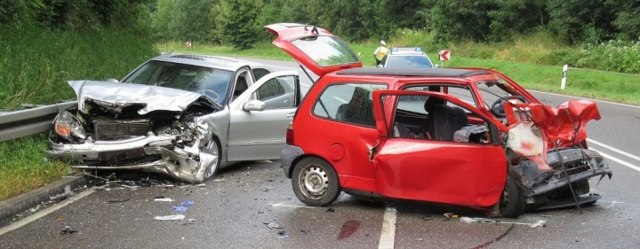 dekra-zahl-der-verkehrstoten-reduktion-nicht-auf-kurs-unfallstelle-web-1.jpg