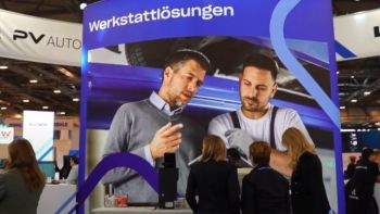 lkq-e-mobilitat-verandert-alles-konkurrenzfahig-bleiben-lkq-auf-der-pv-live-in-essen-emotive-1.jpg