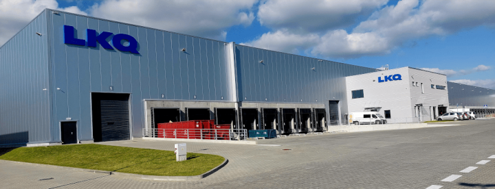 lkq-europe-new-central-warehouse-in-modlniczka-1.png