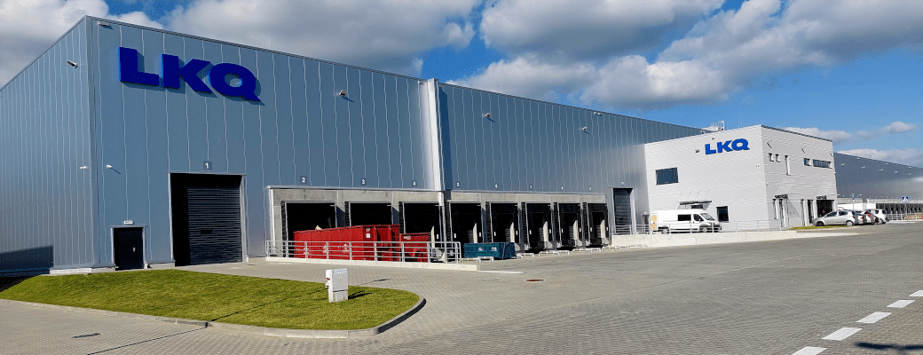 lkq-europe-new-central-warehouse-in-modlniczka-1.png