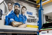 mahle-investiert-in-weltweiten-wissenstransfer-mahle-workshop-heroes-graffiti-2-1.jpg