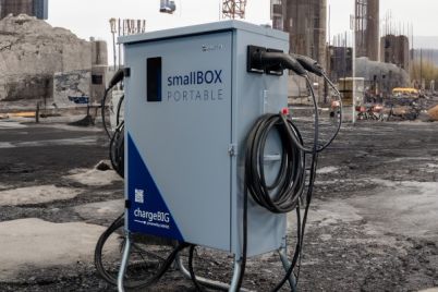 mahle-prasentiert-sich-als-spezialist-fur-das-laden-von-e-fahrzeugen-mahle-chargebig-smallbox-portable-baustelle-1.jpg