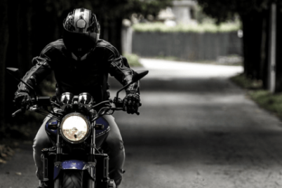 pixabay-motorrad-bekleidung.png