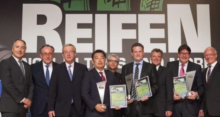 reifen-messe-essen-2014-innovations-award.jpg