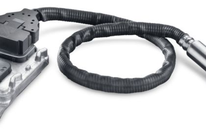 schaeffler-vehicle-lifetime-solutions-starkt-seine-marktfuhrerschaft-durch-die-integration-des-vitesco-produktportfolios-fur-den-antriebsstrang-schaeffler-vls-nox-sensor-1.jpg