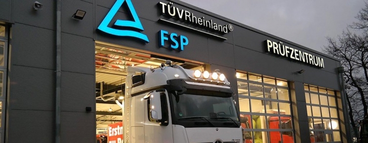 tuv-rheinland-fsp-schaden-gutachten-nfz-nutzfahrzeuge.jpg