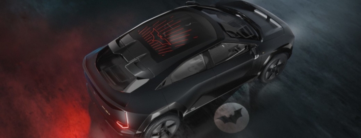 webasto-entwickelt-dach-mit-legendarem-superhelden-emblem-fur-mahindra-header-be6-roof-webasto-mahindra-scaled-1.jpg